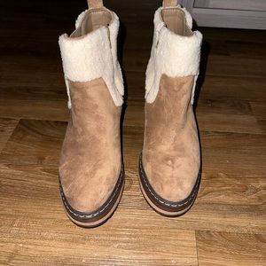 Tan Fur Booties